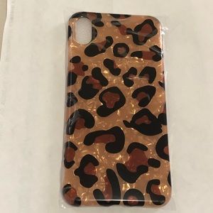 Cheetah phone case